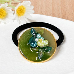 大きめ 40代のヘアゴム 大人 個性的 グリーン 北欧風 リーフ ヘア