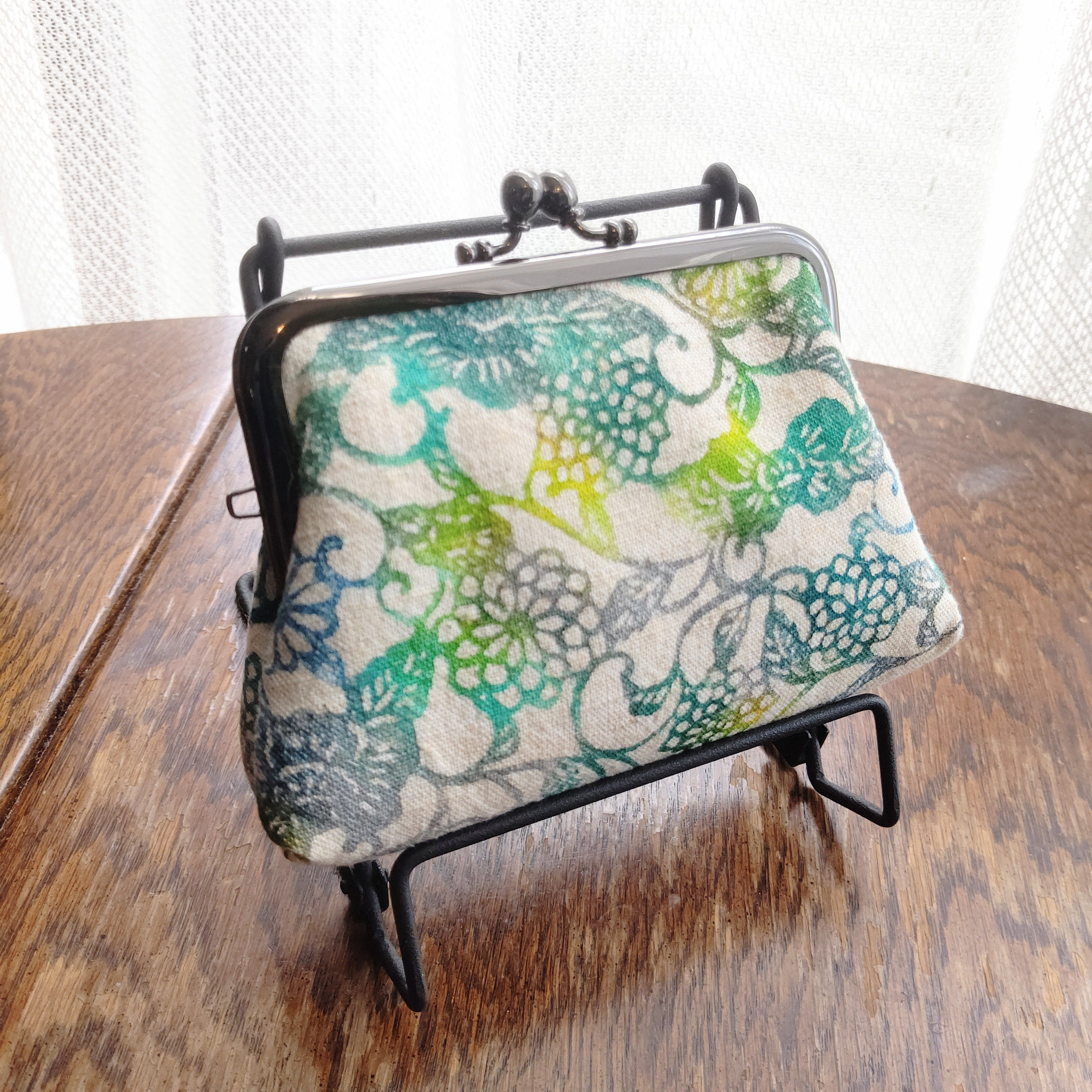 昭和ノスタルジア　小花唐草ポーチ