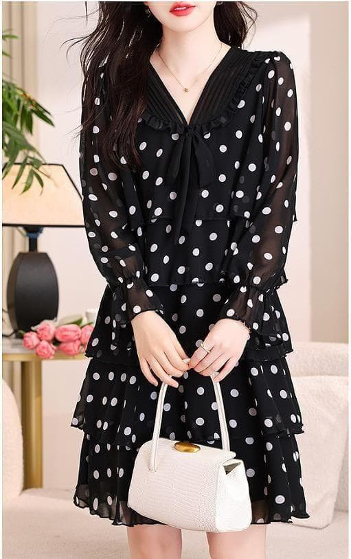 新品 大きいサイズ 春秋冬 ドット シフォン ティアード ワンピース 長袖ｊ７