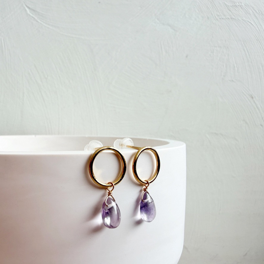 2月誕生石｜ピンクアメジストのまるピアス｜14kgf