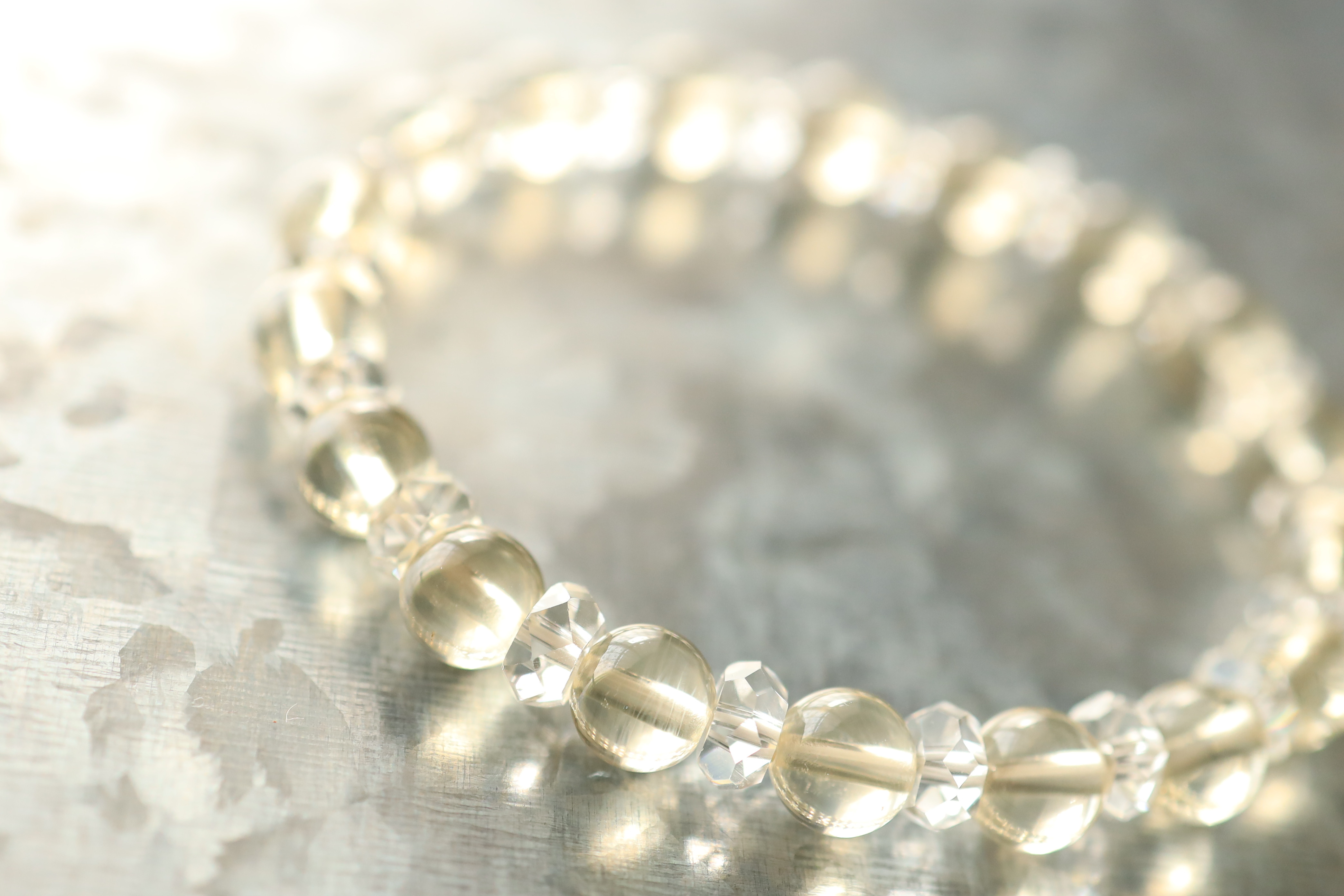 …☆プレミアムブレス☆…☆月と太陽の象徴☆…☆ゴールデンラブラドライト：7ミリ＆水晶☆…☆天然石ブレスレット☆…