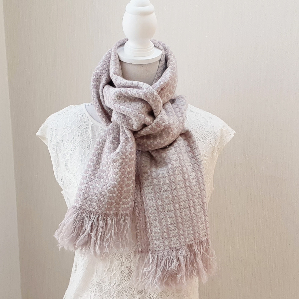 リバーシブルの手織りショール　WL０8