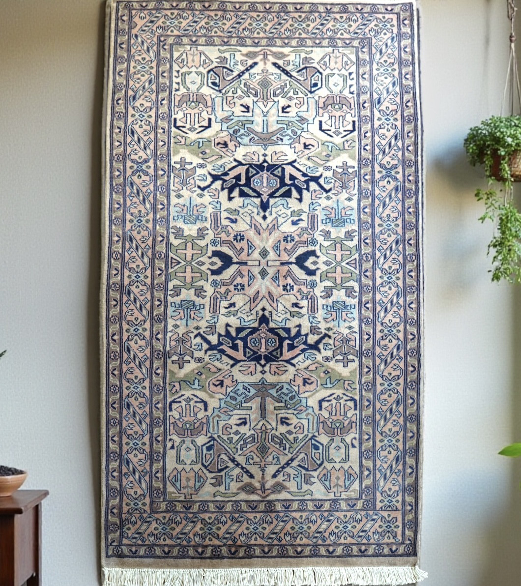 パキスタン手織り絨毯 トライバルラグ 160×98cm ウール