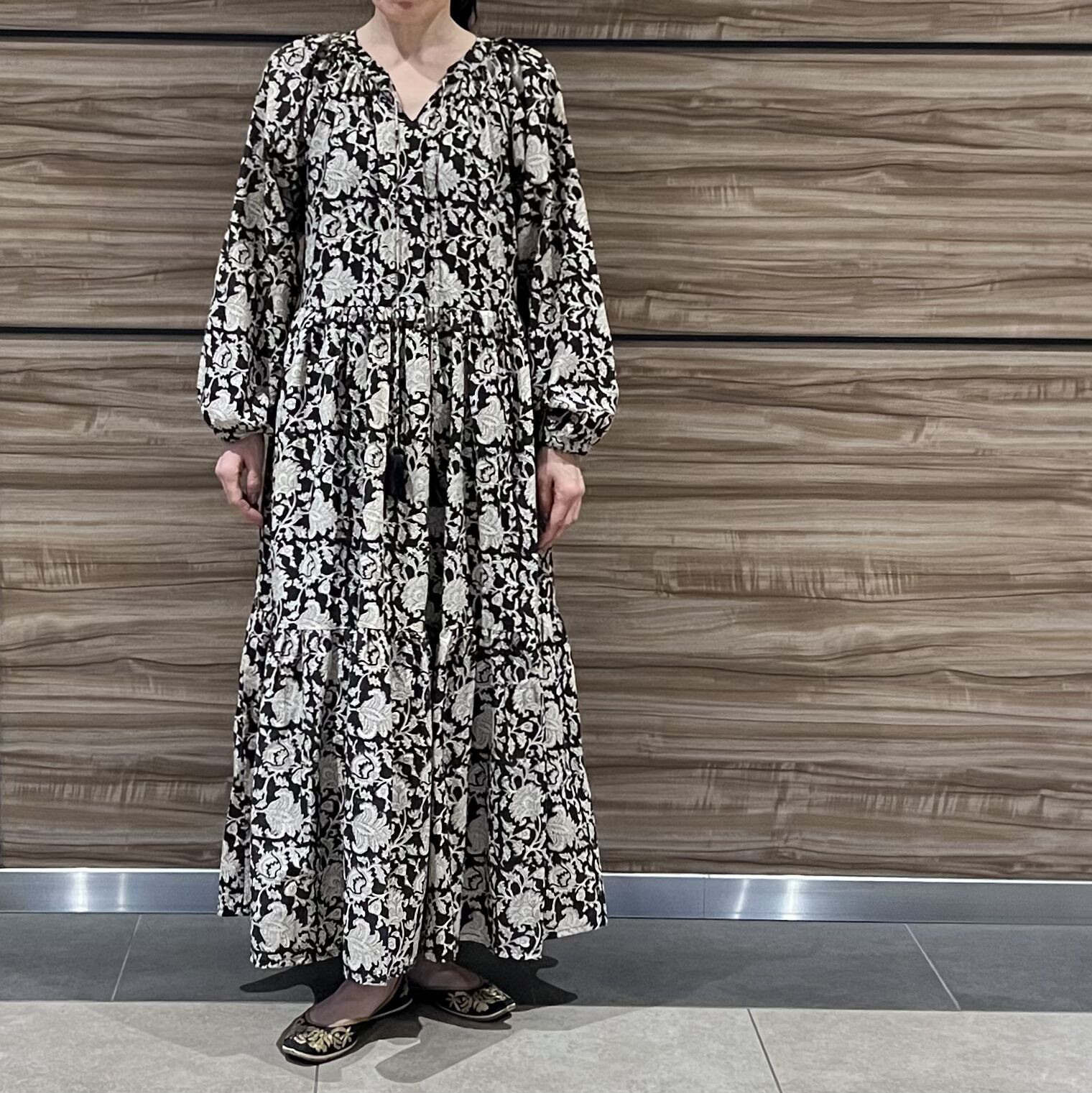 バグループリントマキシティアードワンピース　フラワー　M/Lサイズ