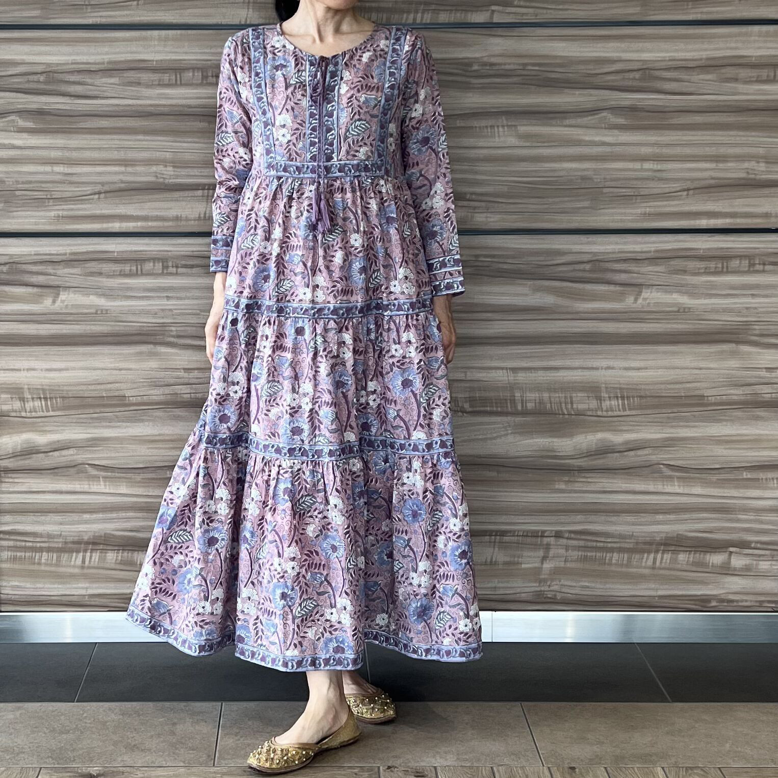 ブロックプリントマキシティアードワンピース　ライラック　Mサイズ