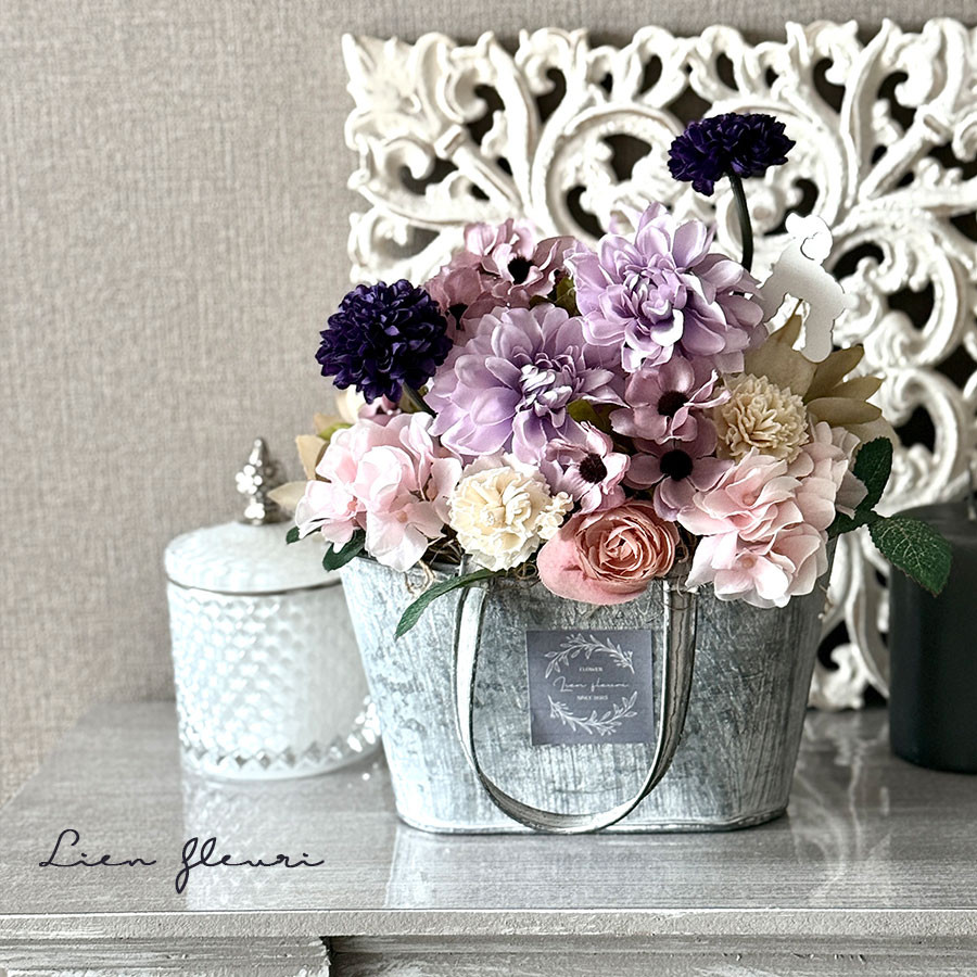 フラワーギフト ダリア アネモネ 香りつき 犬 猫 ピック 供花 ギフト ブリキ バスケット