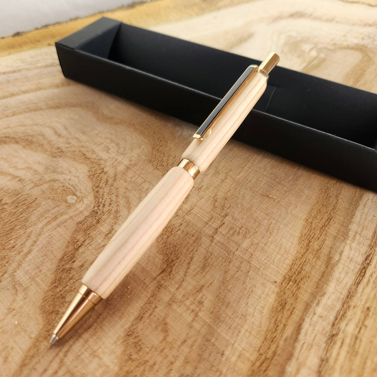 [9e1]スギの木軸ペン(スリム24）シャープペンシル