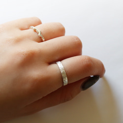 （925銀）紋理扁平銀戒指/也非常適合搭配其他戒指！ 第7張的照片