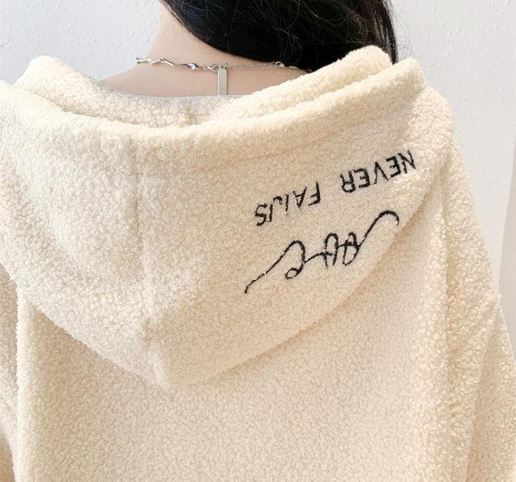 【ラス１白】大きいサイズ レディース パーカー　アウター　春 秋冬 新品 長袖s