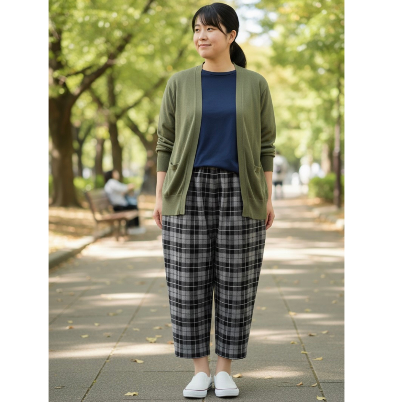 低身長さんぽっちゃりさん やさしい穿き心地のチェック柄テーパードパンツL〜3Lの方まで穿いて頂けます。