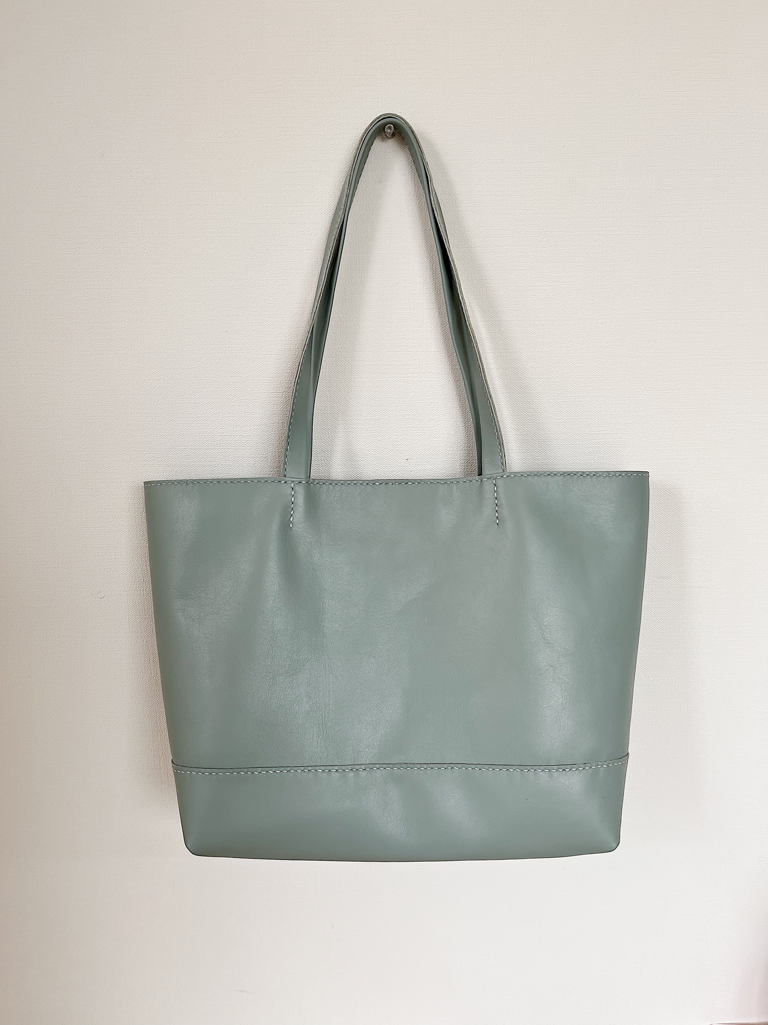 A4サイズ対応トートバッグ　レザーバッグ　通勤バッグ　軽量