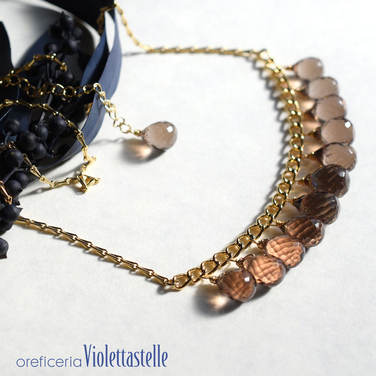 希少・カラーチェンジ、ズルタナイトのショートネックレス