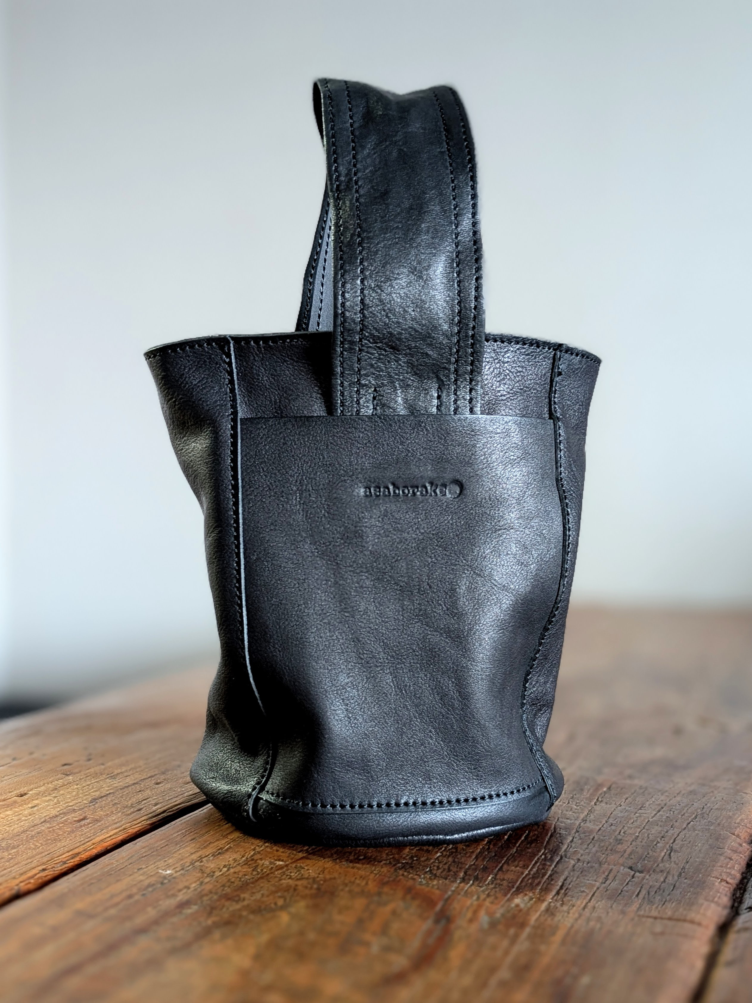 ◆栃木レザー◆ ワンハンドルバケツバッグ　黒　牛革