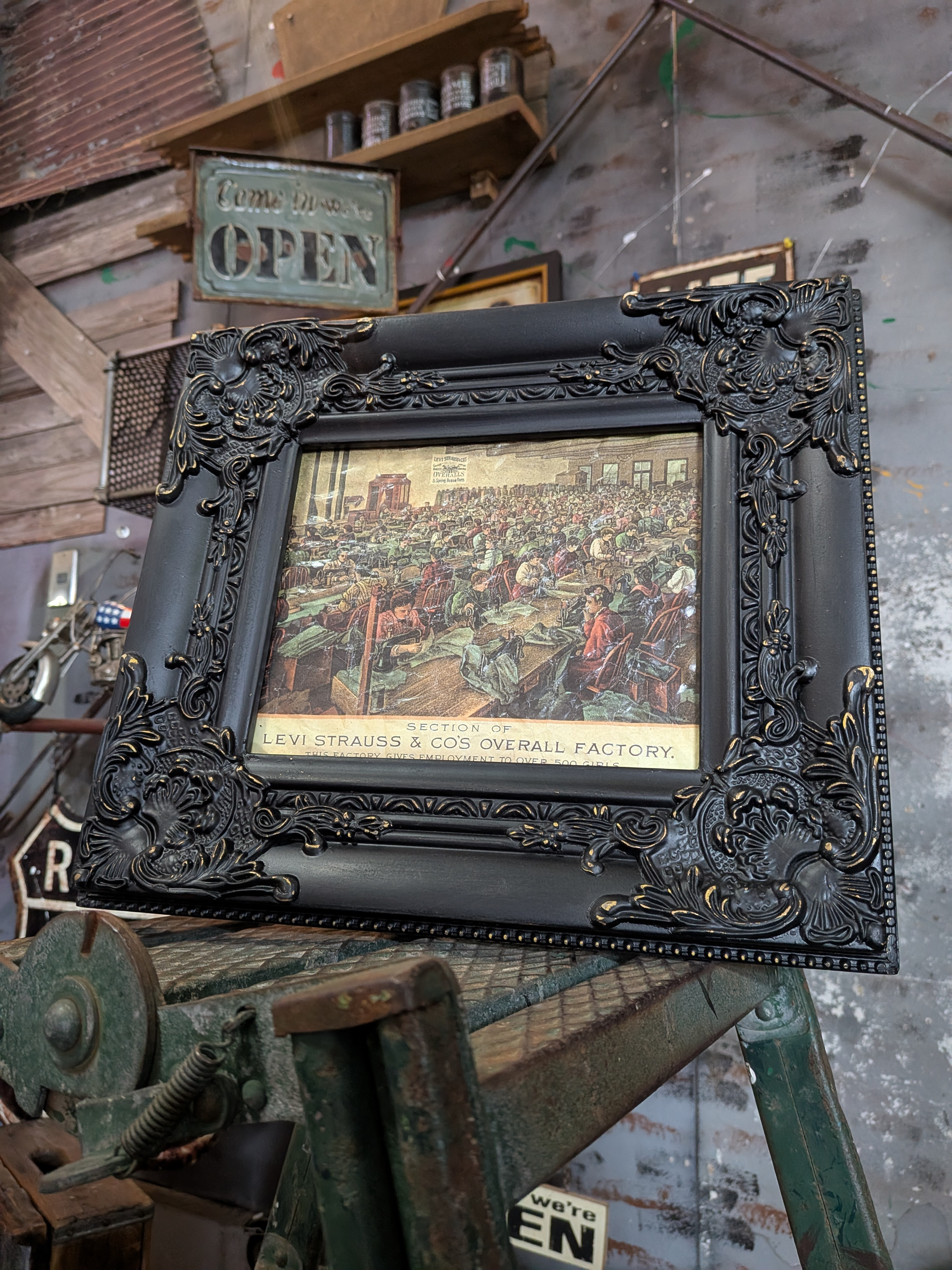 アメリカンヴィンテージ LEVI'S 広告紙 type.1  壁掛けアンティークフレーム（額縁） #オールドアメリカン