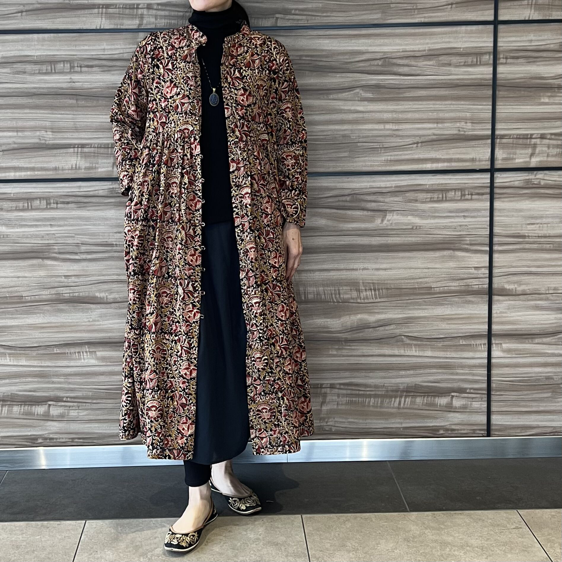 ブロックプリントスタンドカラークルタ　カラムカリ　ブラック　M/L/XLサイズ