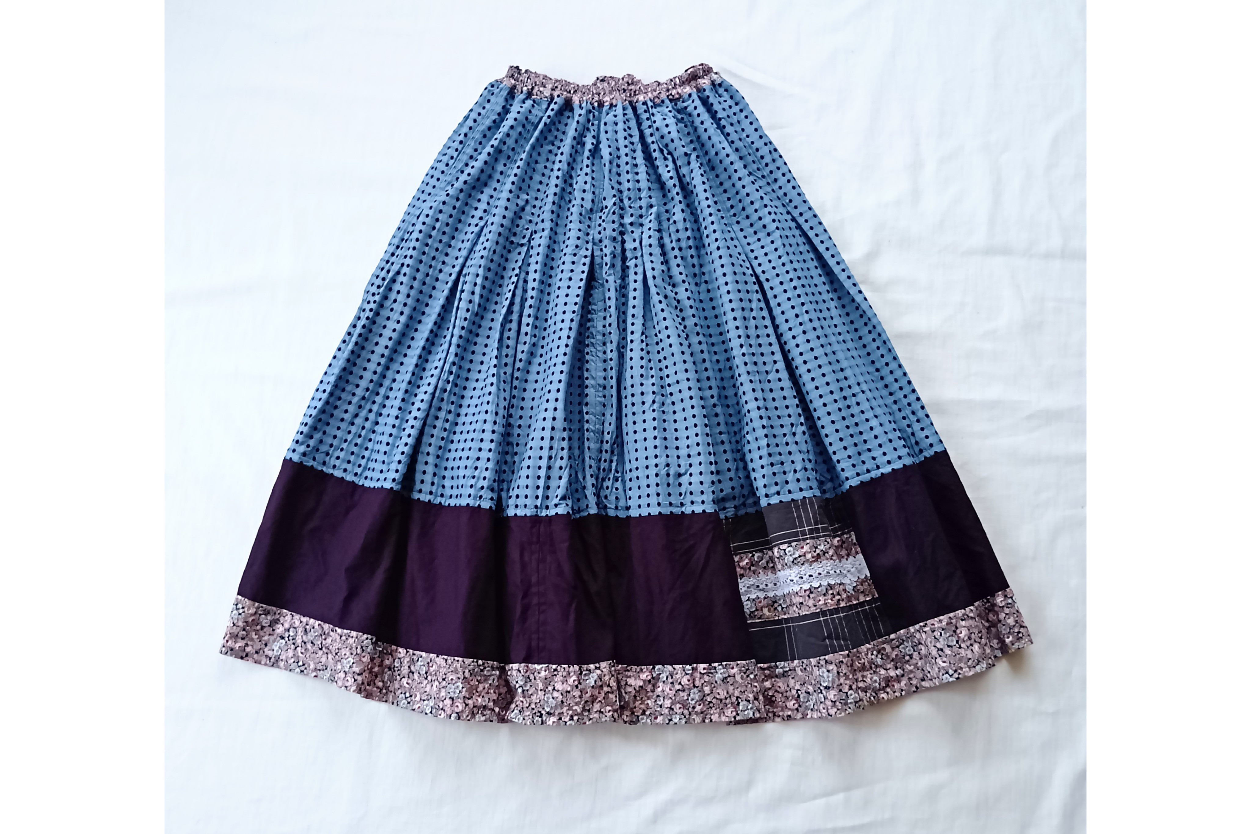 【お取り置き】大人の水玉を楽しむギャザーフレアースカート