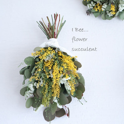 ピンクッションとグレビレアのドライフラワースワッグ ドライフラワー