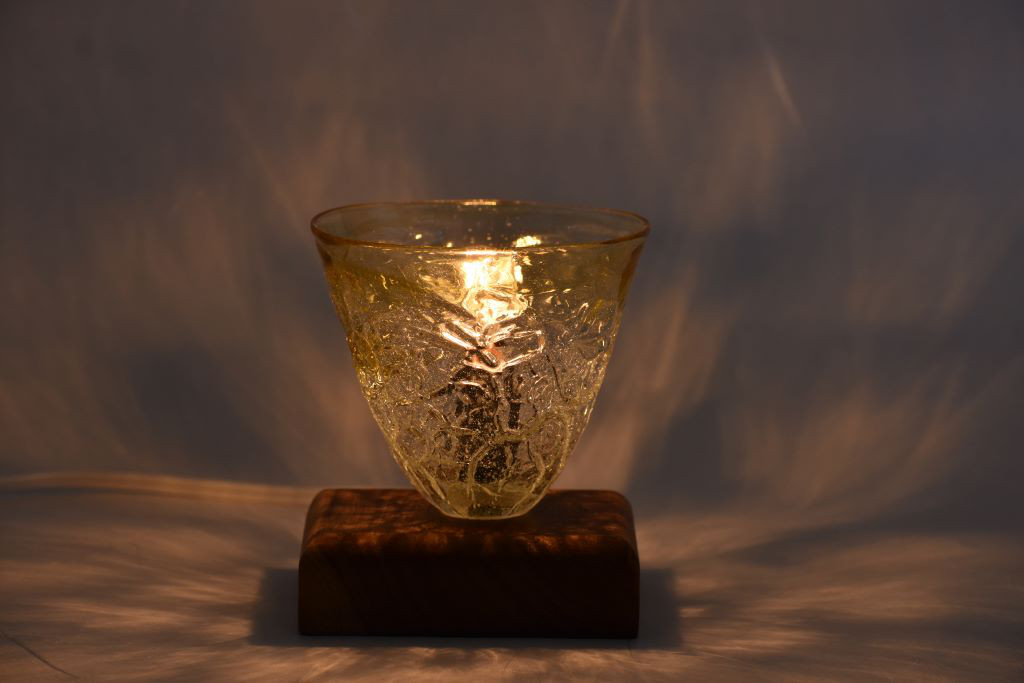 吹きガラスミニランプ【木台　アイスカット　茶ぼかし】