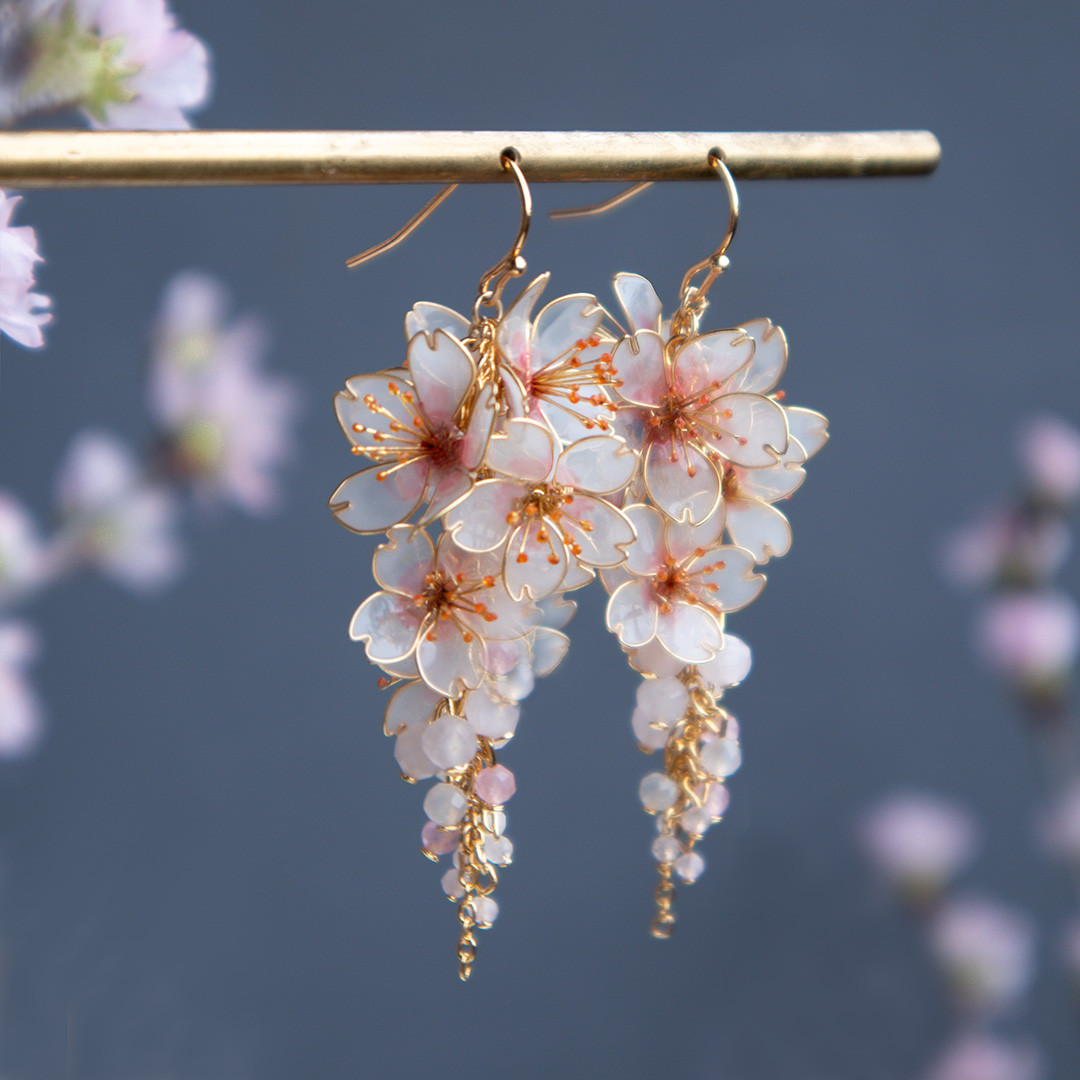 新運桜耳飾り（季節限定・数量限定）