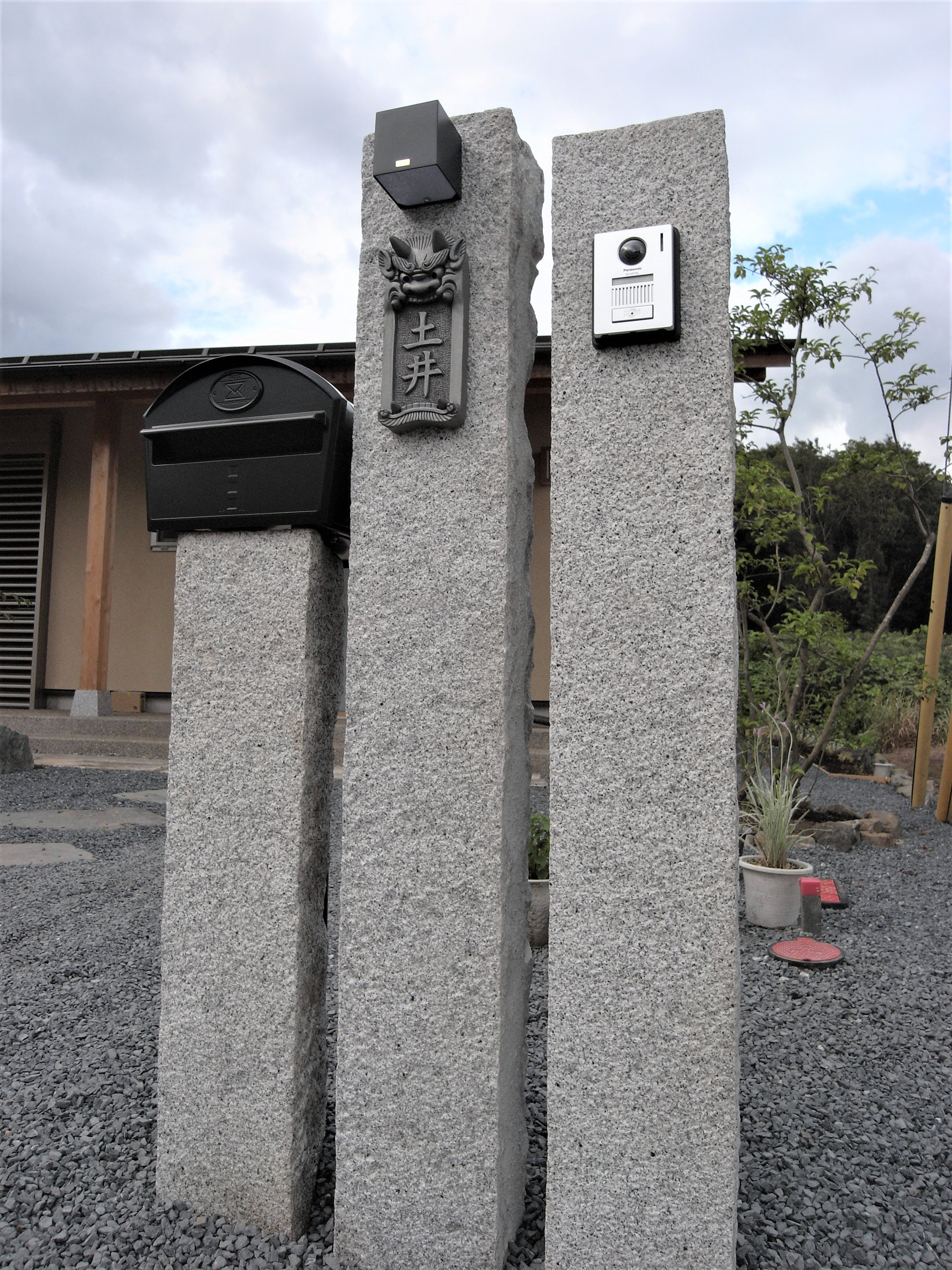 オリジナル鬼瓦表札【4文字まで対応】受注生産