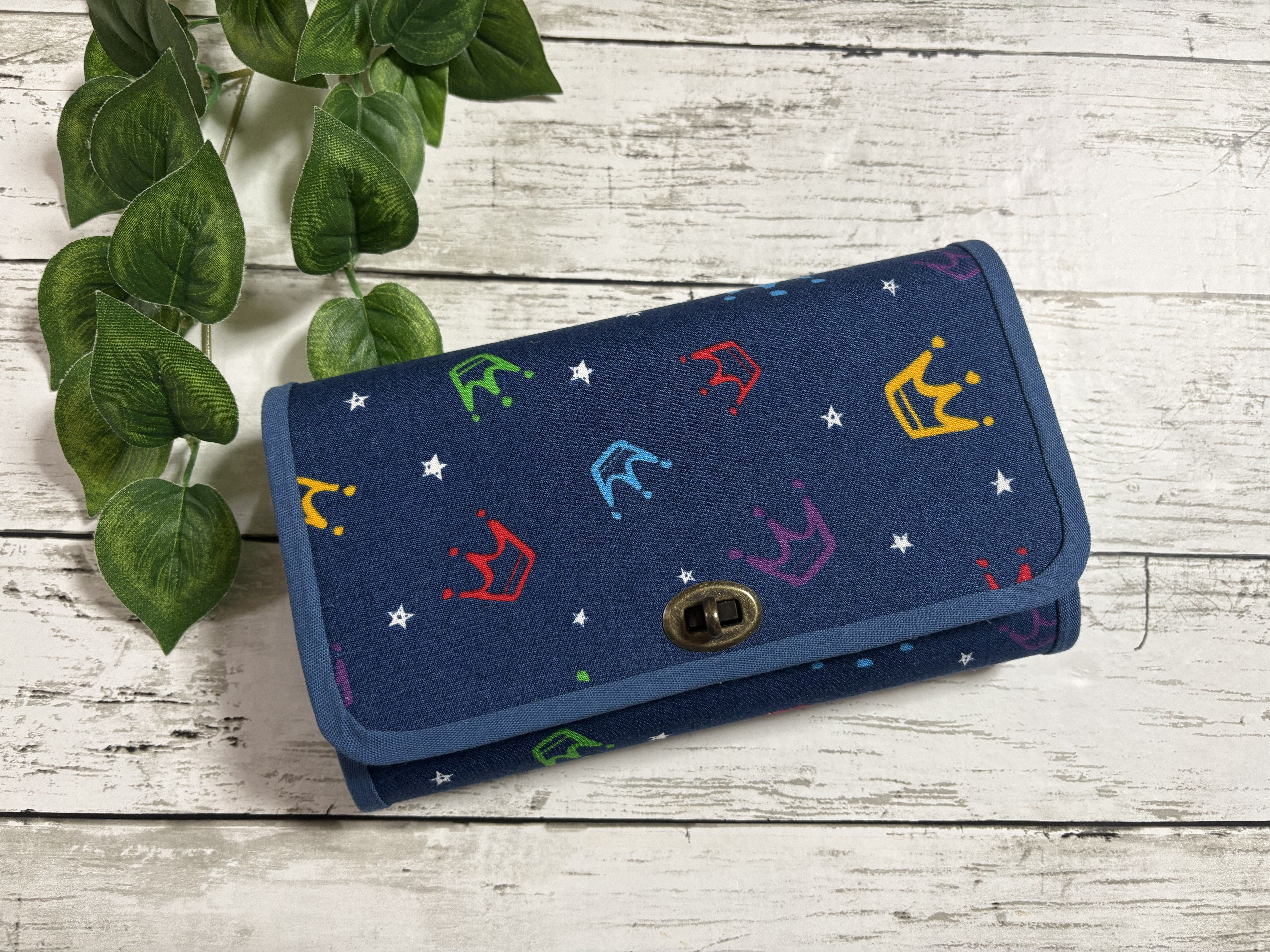 ハンドメイド　長財布　お財布バッグ　やりくり財布　マスク入れ　カード入れ　大容量　ショルダー紐　ショルダーバッグ