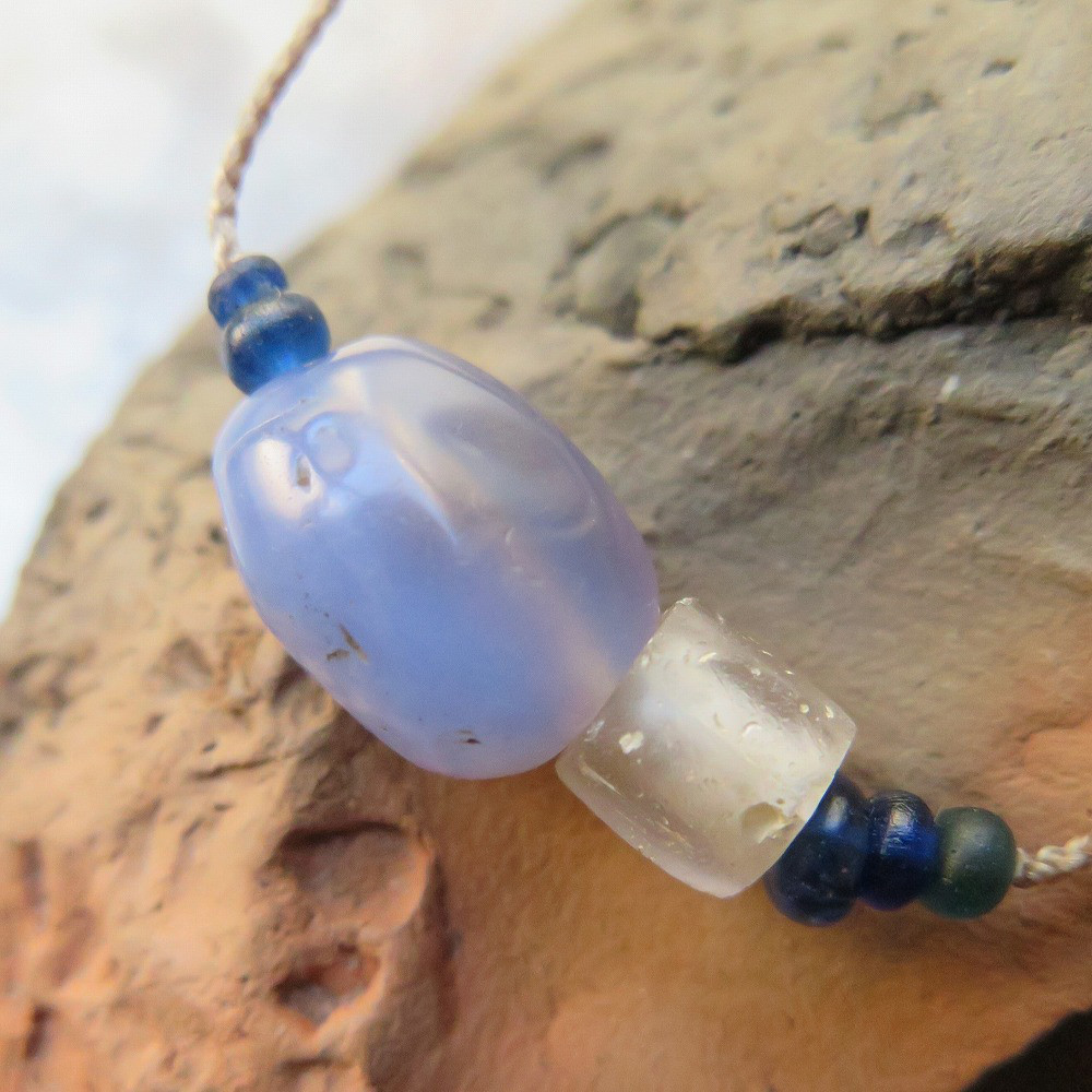 アンティーク　緒　古代ブルーレース　＆　出土ロシアンブルー　＋　インドパシフィックビーズ　ネックレ　千世 chitose