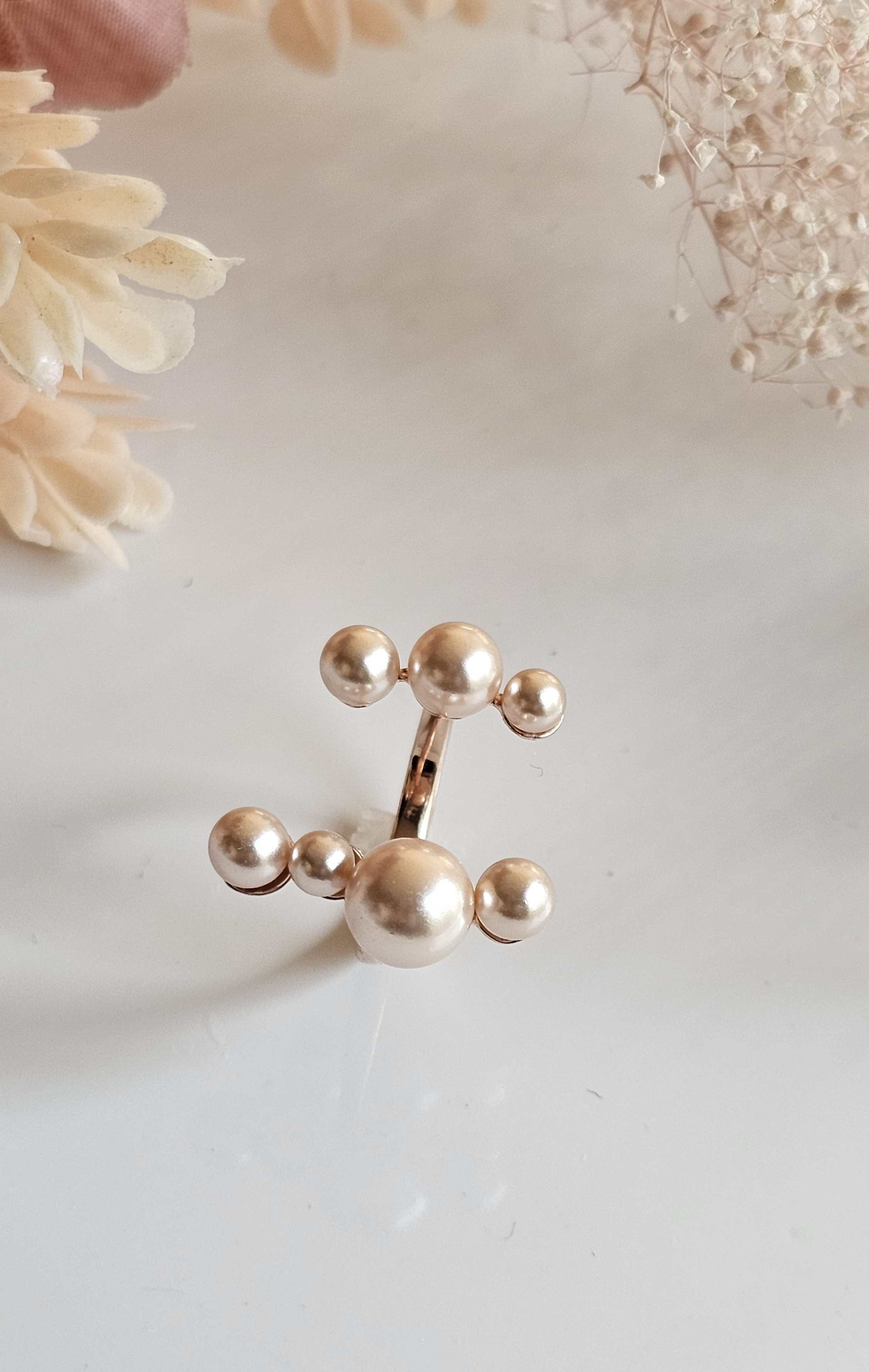 桜ひらく指先に ― ピンクパールリングセレモニーにぴったり、ER-240