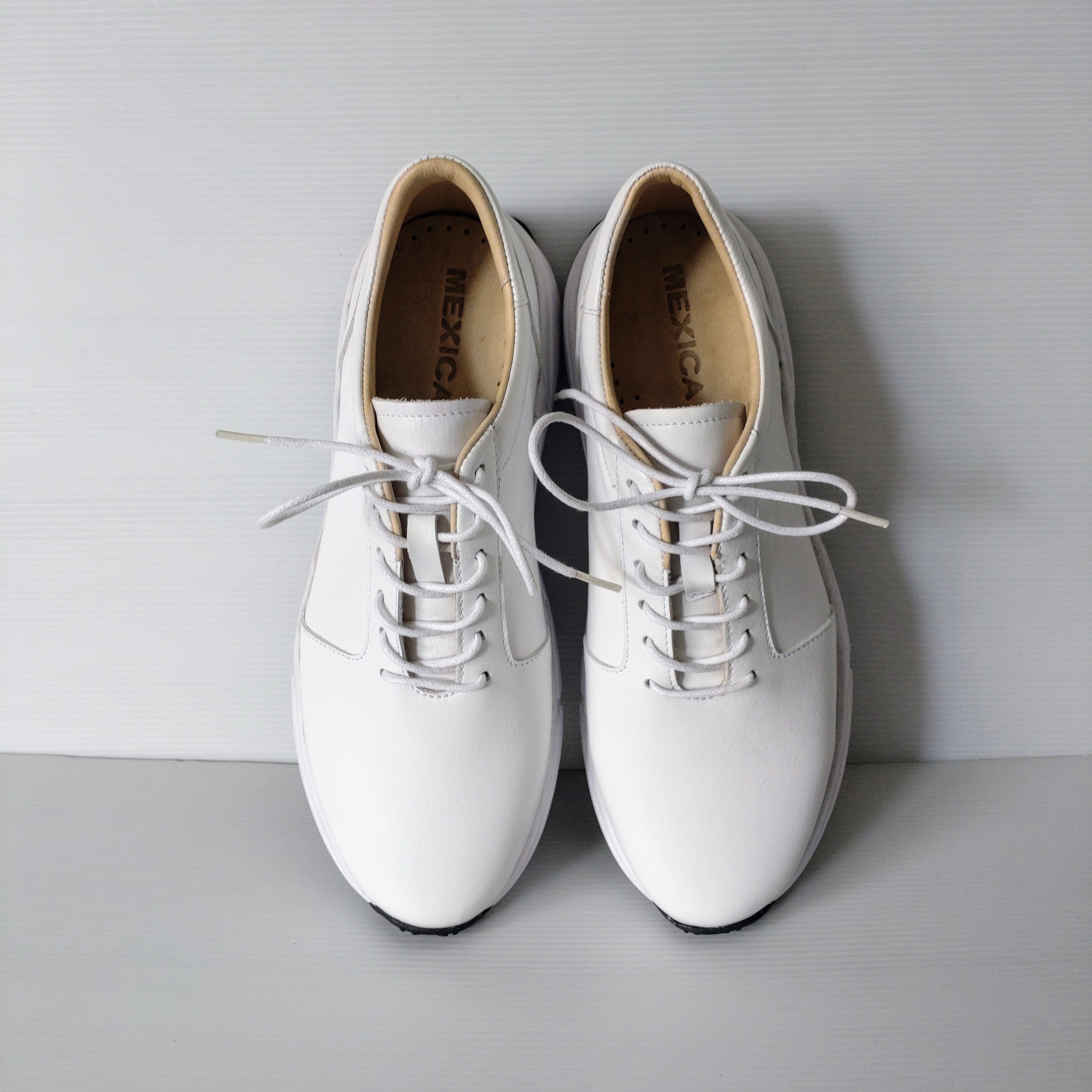 ◇26新作◇本革スニーカー◇無料サイズ調整◇ホワイト◇色変更可能◇幅広甲高対応◇ジョギング◇スポーツ◇ゴルフシューズ◇