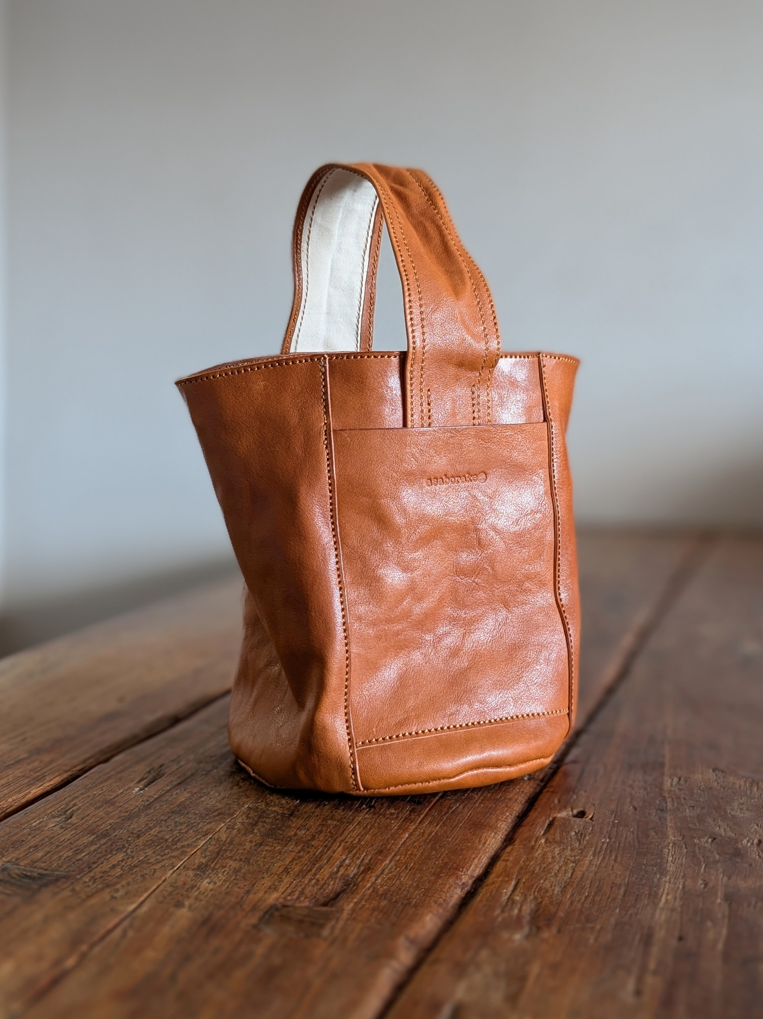 ◆栃木レザー◆ ワンハンドルバケツバッグ　キャラメル　牛革