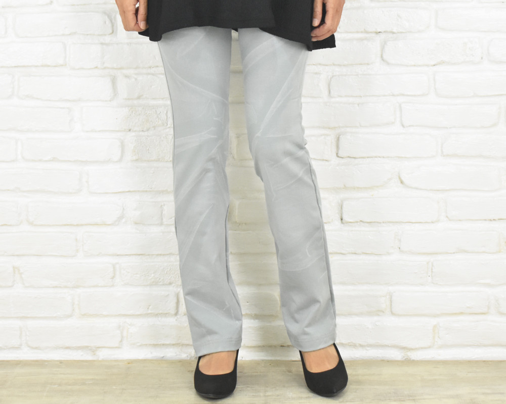 驚きの穿き心地！レアな手染めストレートストレッチロングパンツ　＜グレーウォッシュ＞　大きいサイズあり