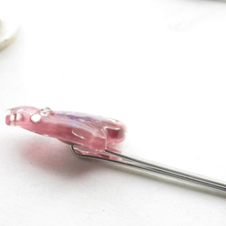 お腹の模様がトレードマークの太蔵は、クォーツニャンコながらも線が一本通っている♪<1点ものヘアピン>HP282 3枚目の画像