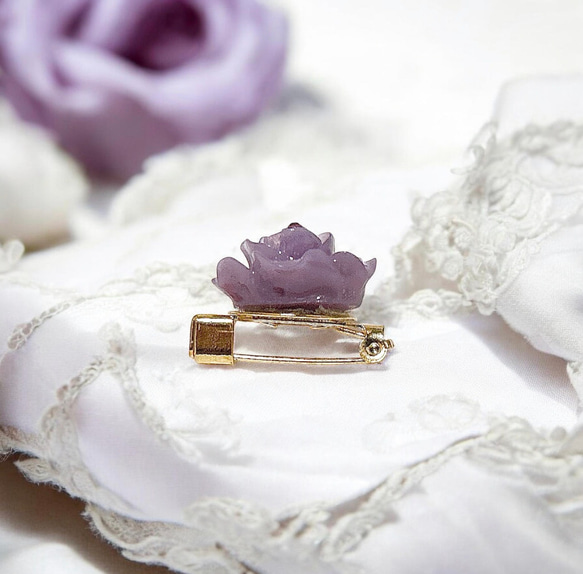 《アメジスト・ローズ》くすみカラー/パープル/薔薇/アメジスト/コットンパール/薔薇マンテルブレスレット/ブローチセット 7枚目の画像