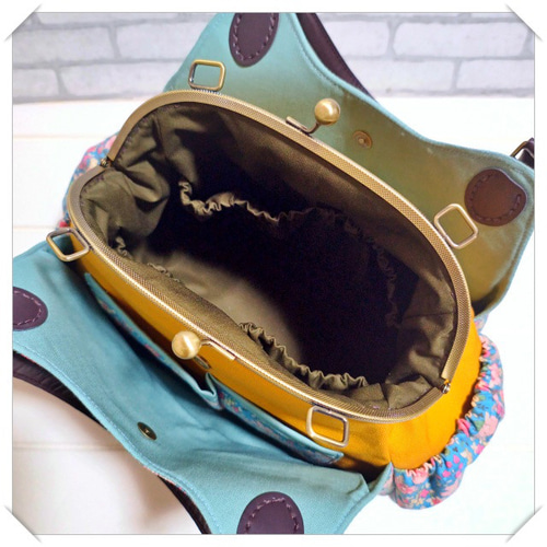 受注製作】色を選べる！YUWAシャモニー＆帆布 あおりがま口バッグ