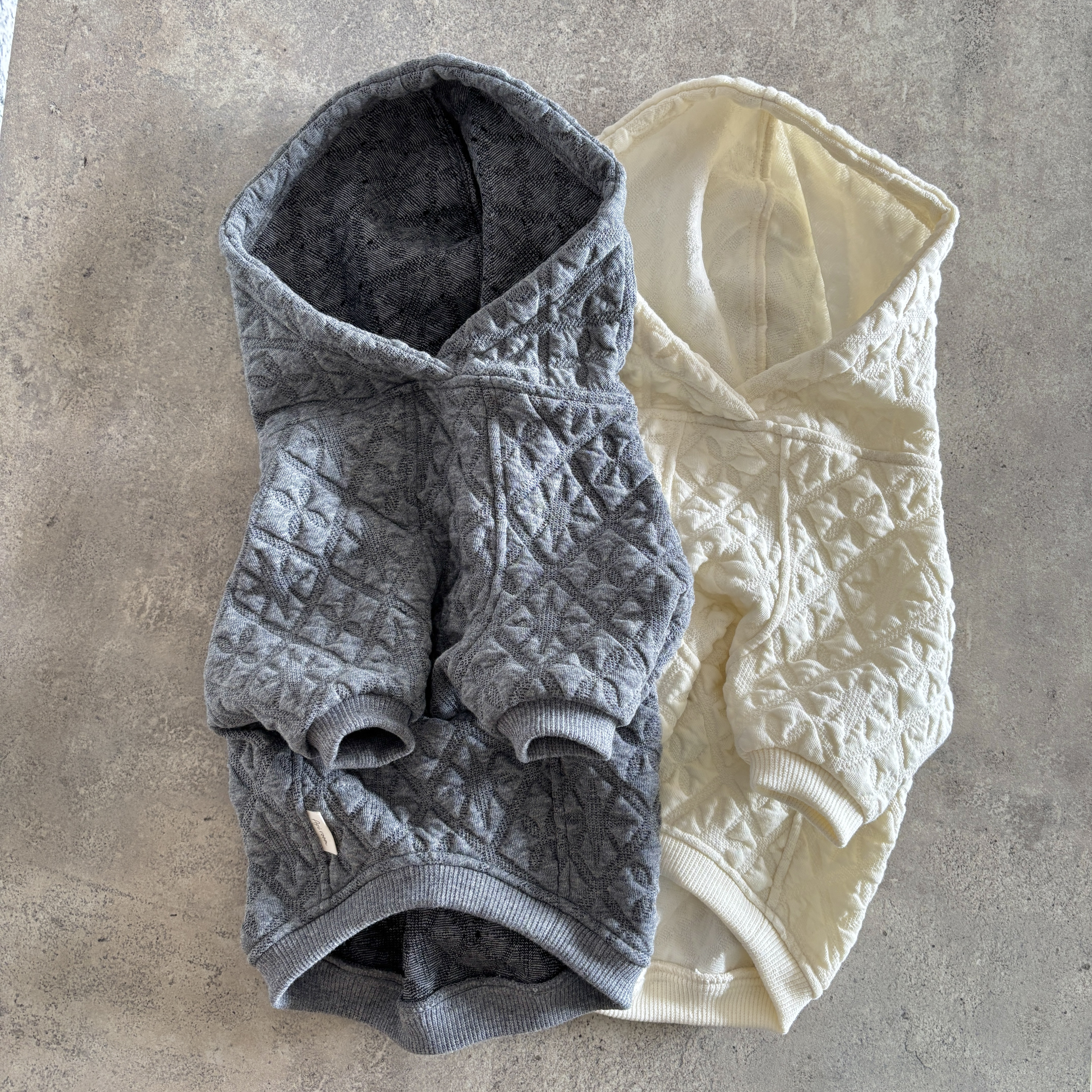 Quilted Jacquard Hoodie　フレブル 犬服