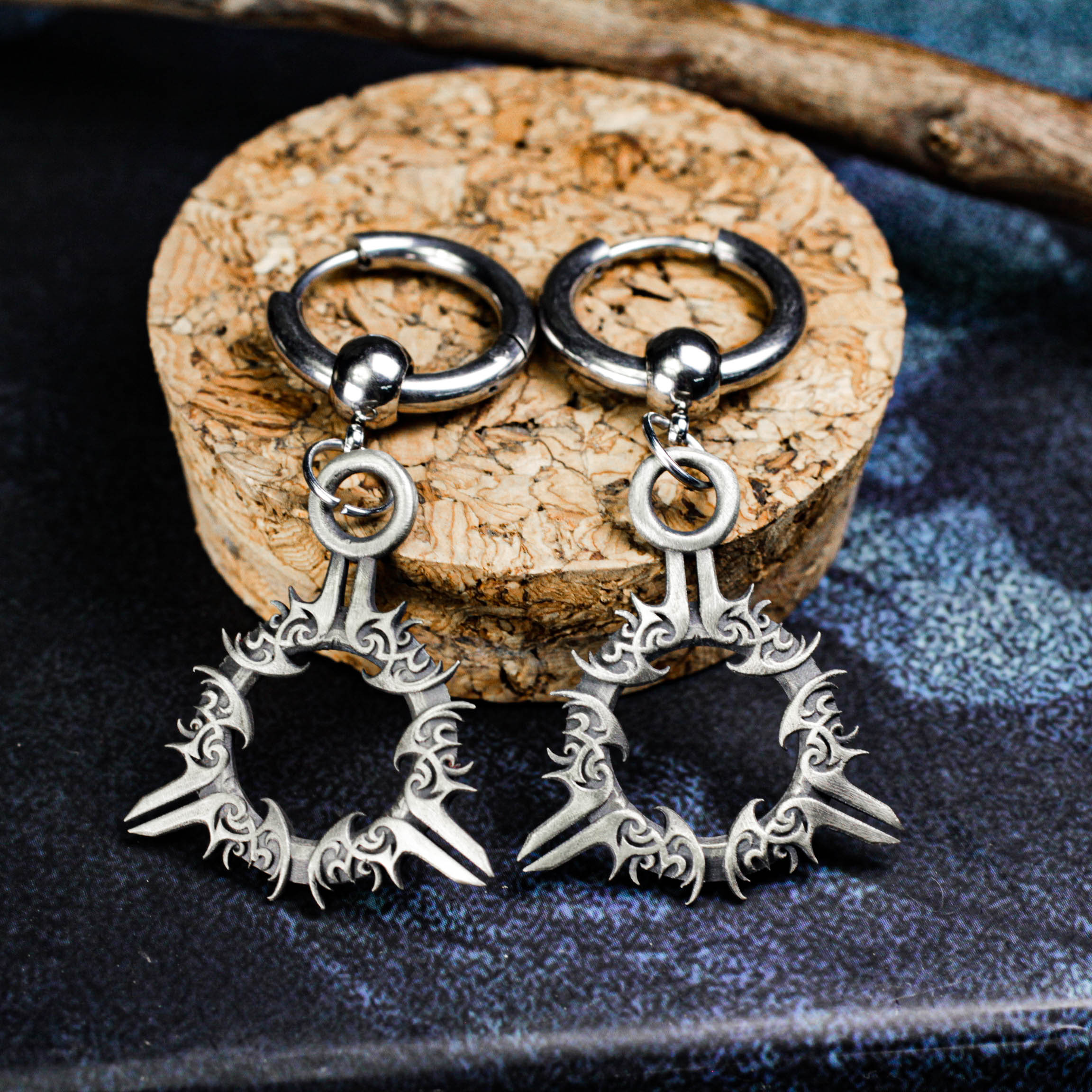 炎のサークルイヤリング - 925シルバーゴシックファイヤーリングジュエリー、ダークファンタジーハンドメイドデザイン