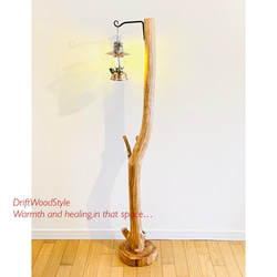 アイアンブラケットに吊るす大型サイズの流木スタンド ランタンやエアプラントを飾れる置物 看板 照明 N11 10枚目の画像