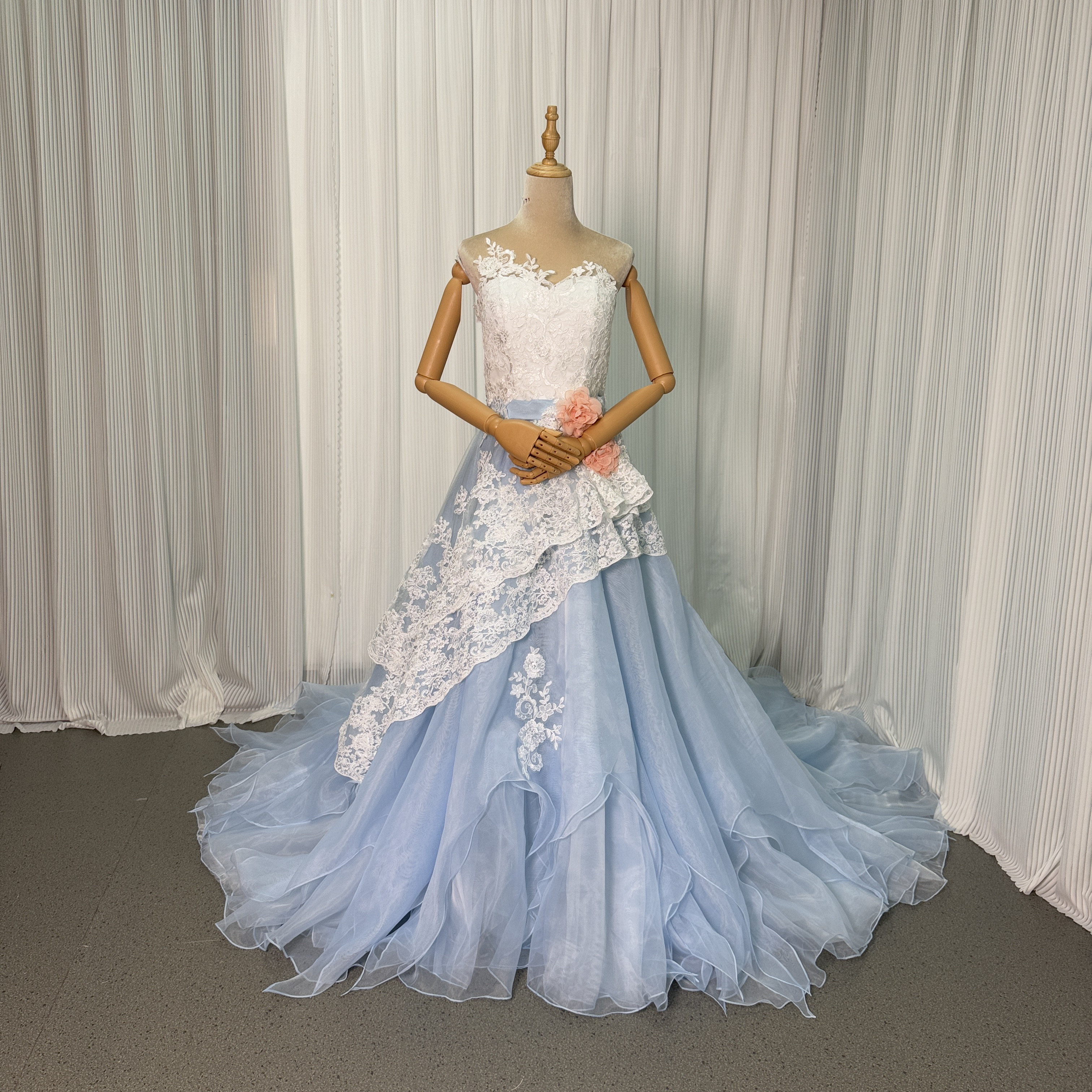 送料無料！カラードレス ブルー アシンメトリードレス 上質オーガンジー シアーな美しさ ラッフルフリル 前撮り エレガン