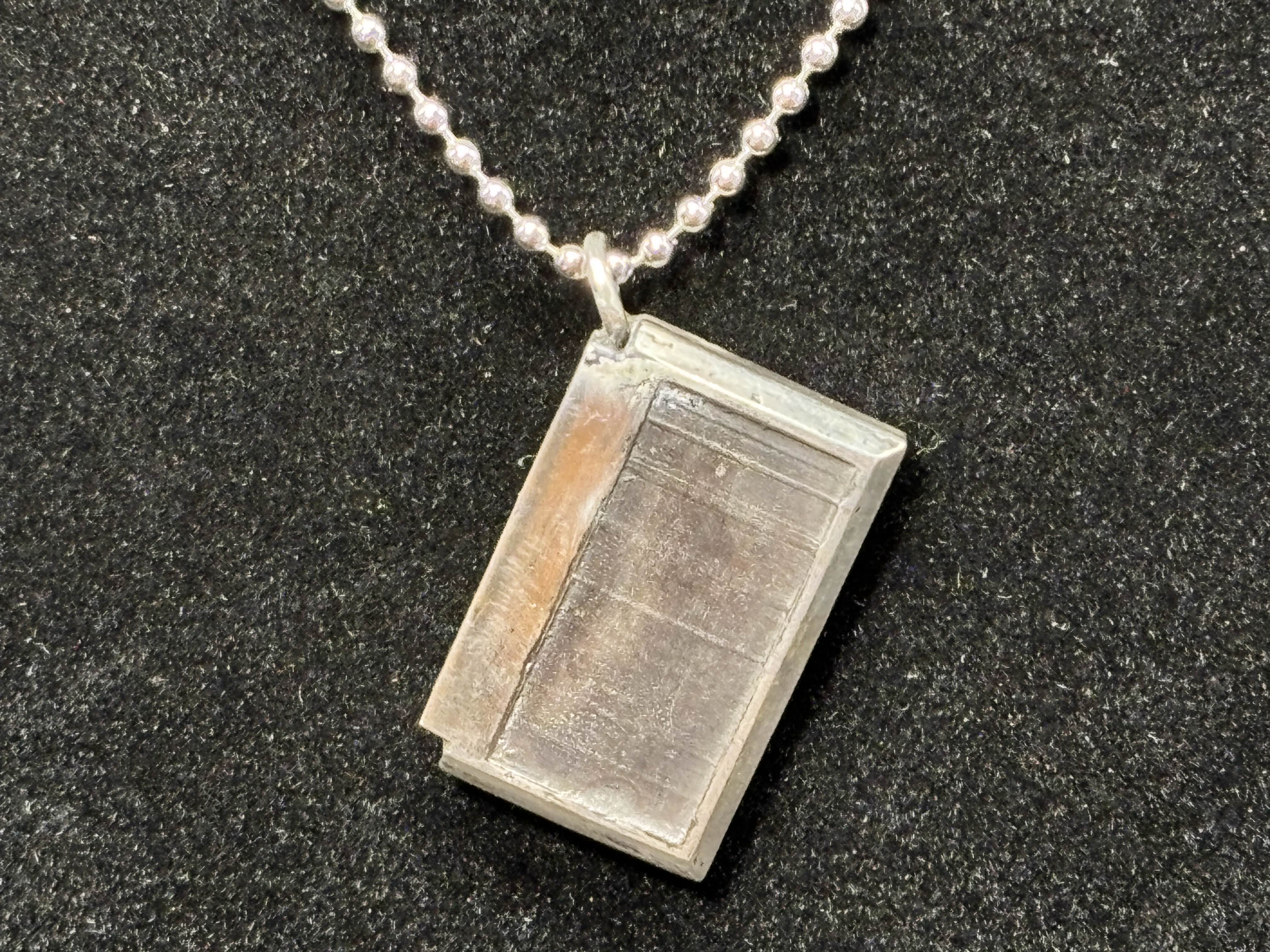 シルバー925 ゲームカセットペンダント