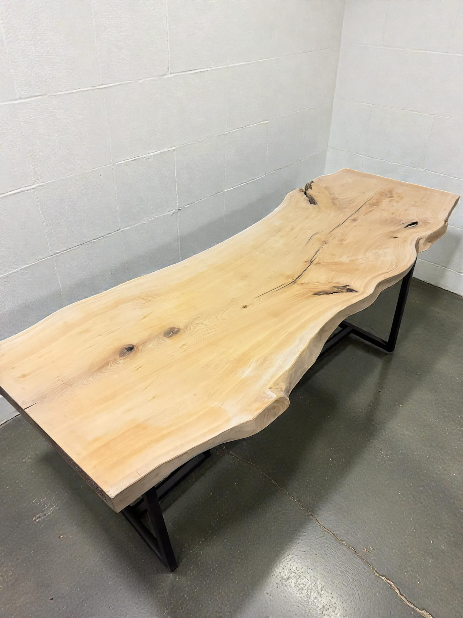 榧（かや）一枚板2000mm｜淡い色味と静かな木目が美しい無垢天板