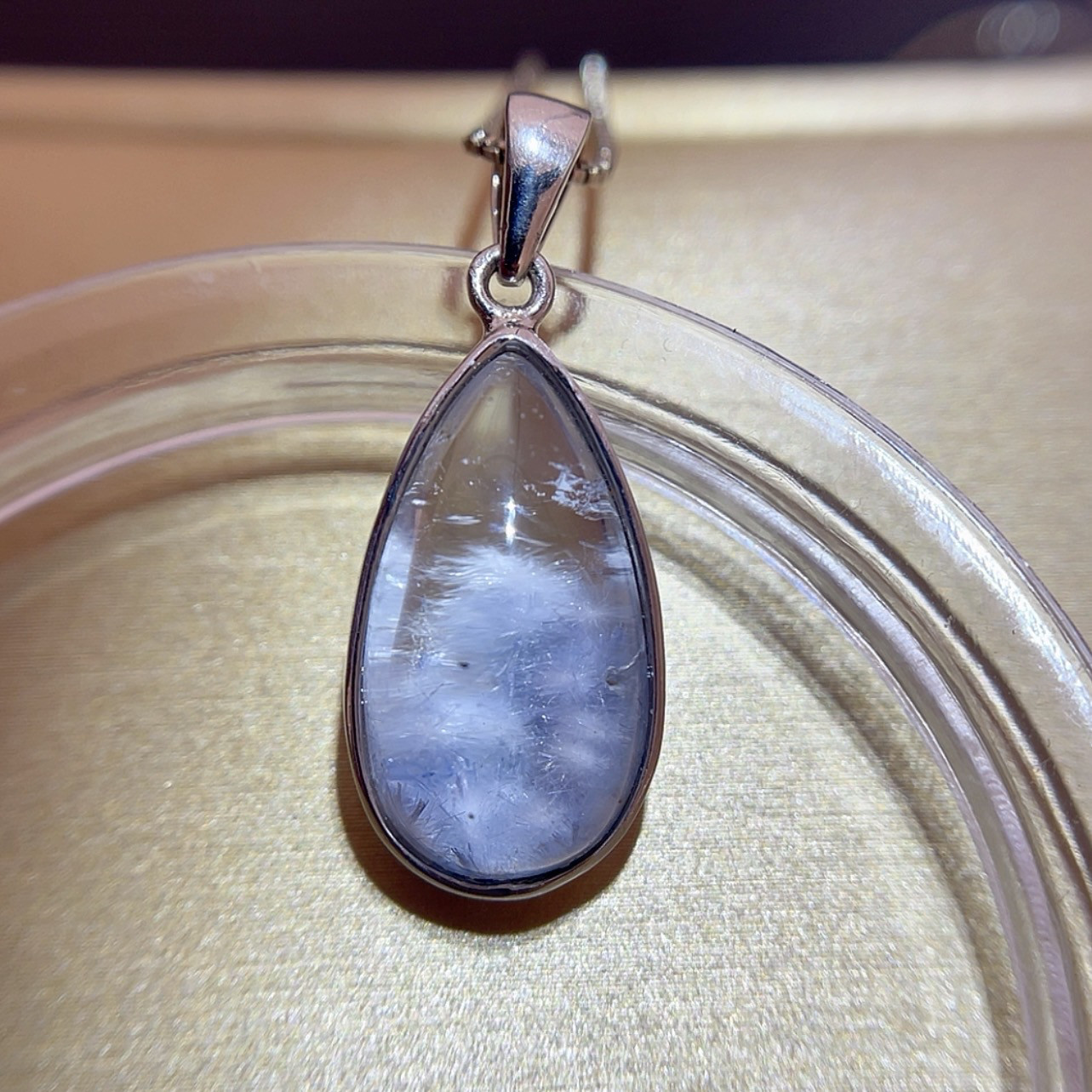 天然無処理　 ふわふわ　デュモルチェライト ペンダント　No562