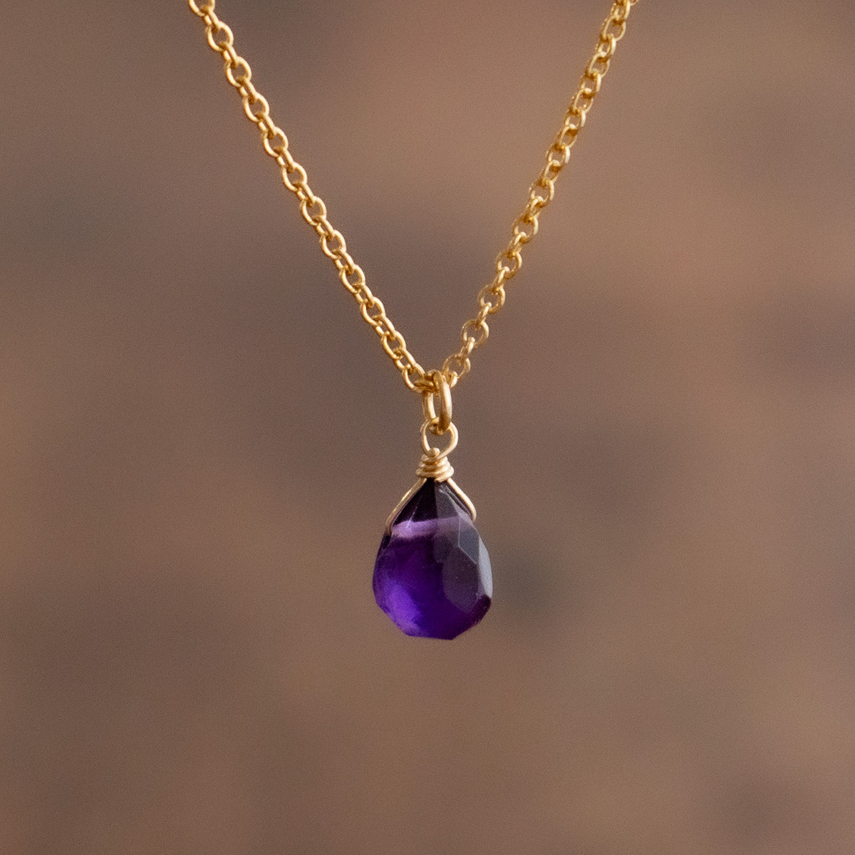 ✨2月誕生石✨ アメジスト＜ドロップ・ブリオレット＞のペンダント（K14GF）