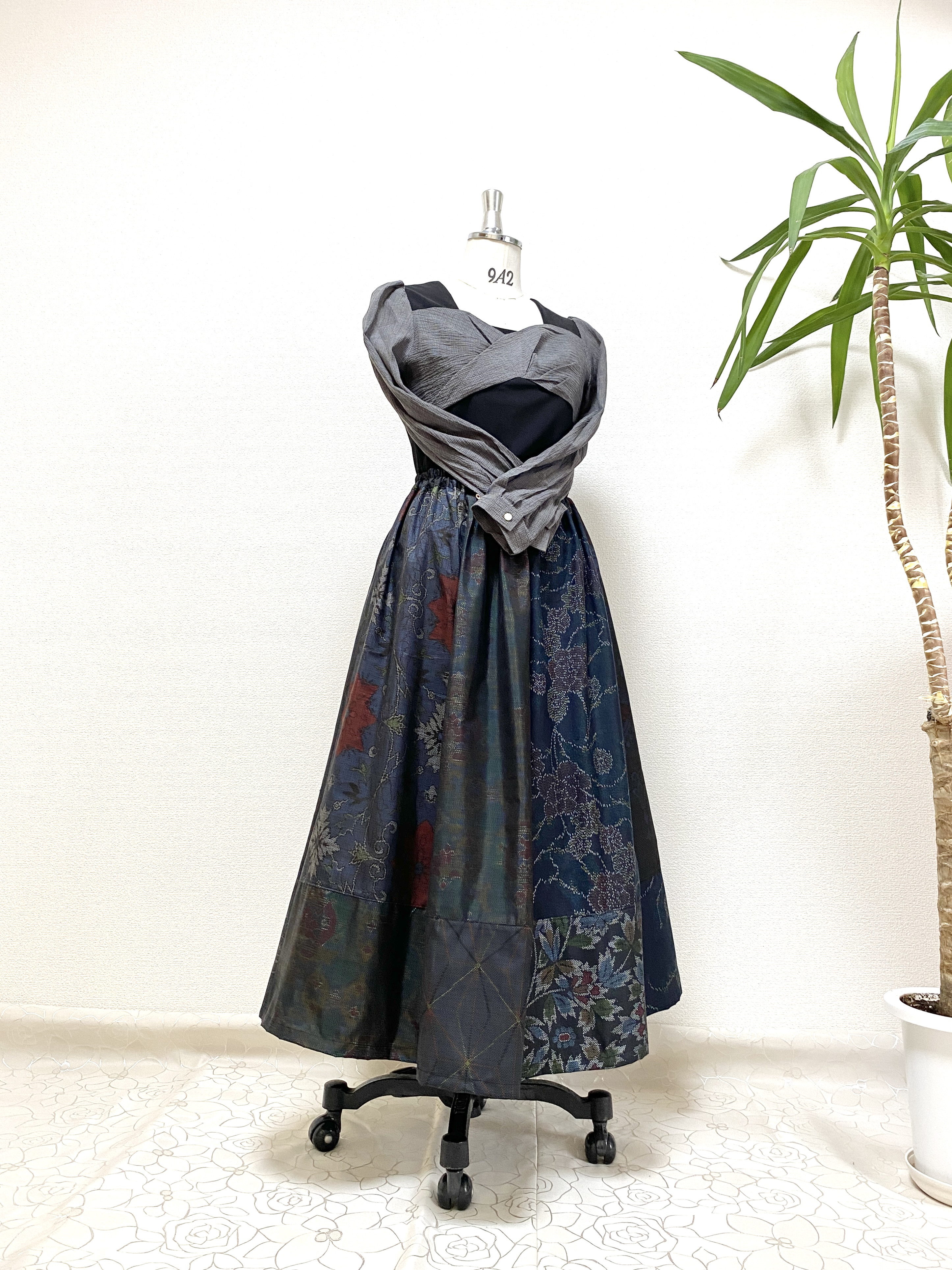 大人可愛いセレブ大島着物スカートフリーサイズ大島紬着物リメイクロングスカート1点物ハンドメイド送料込みNO.5872