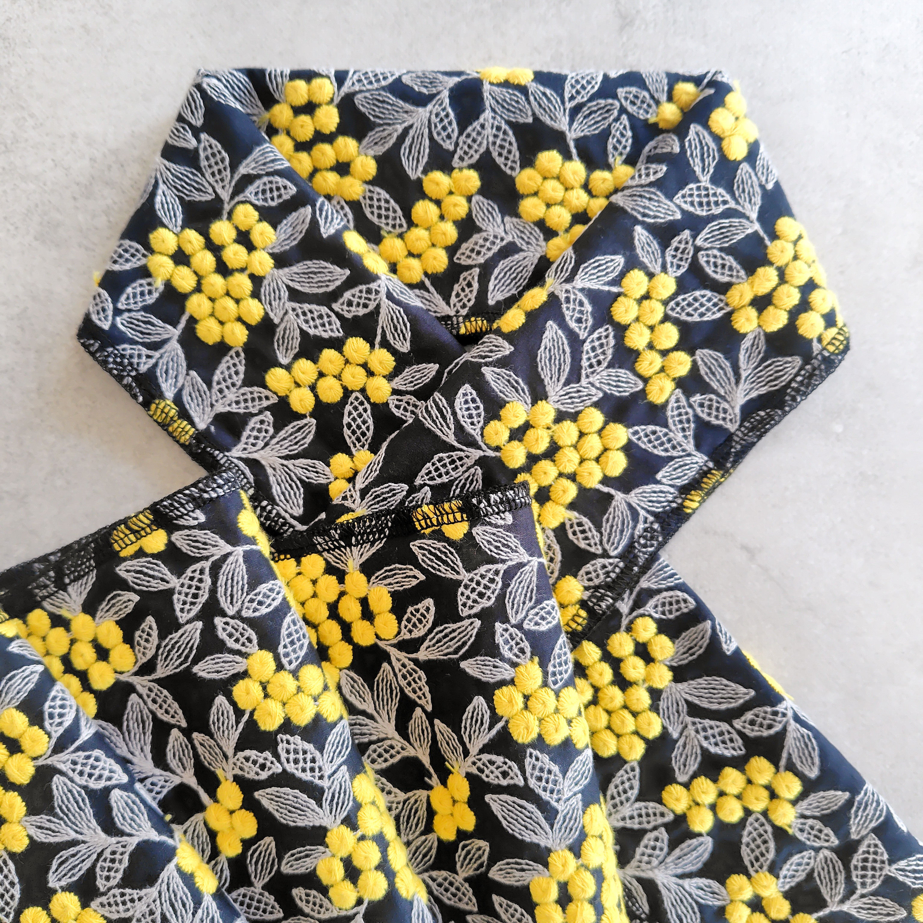 【ぷっくりミモザ】ネイビー（紺）・刺繍半衿と帯揚げのセット