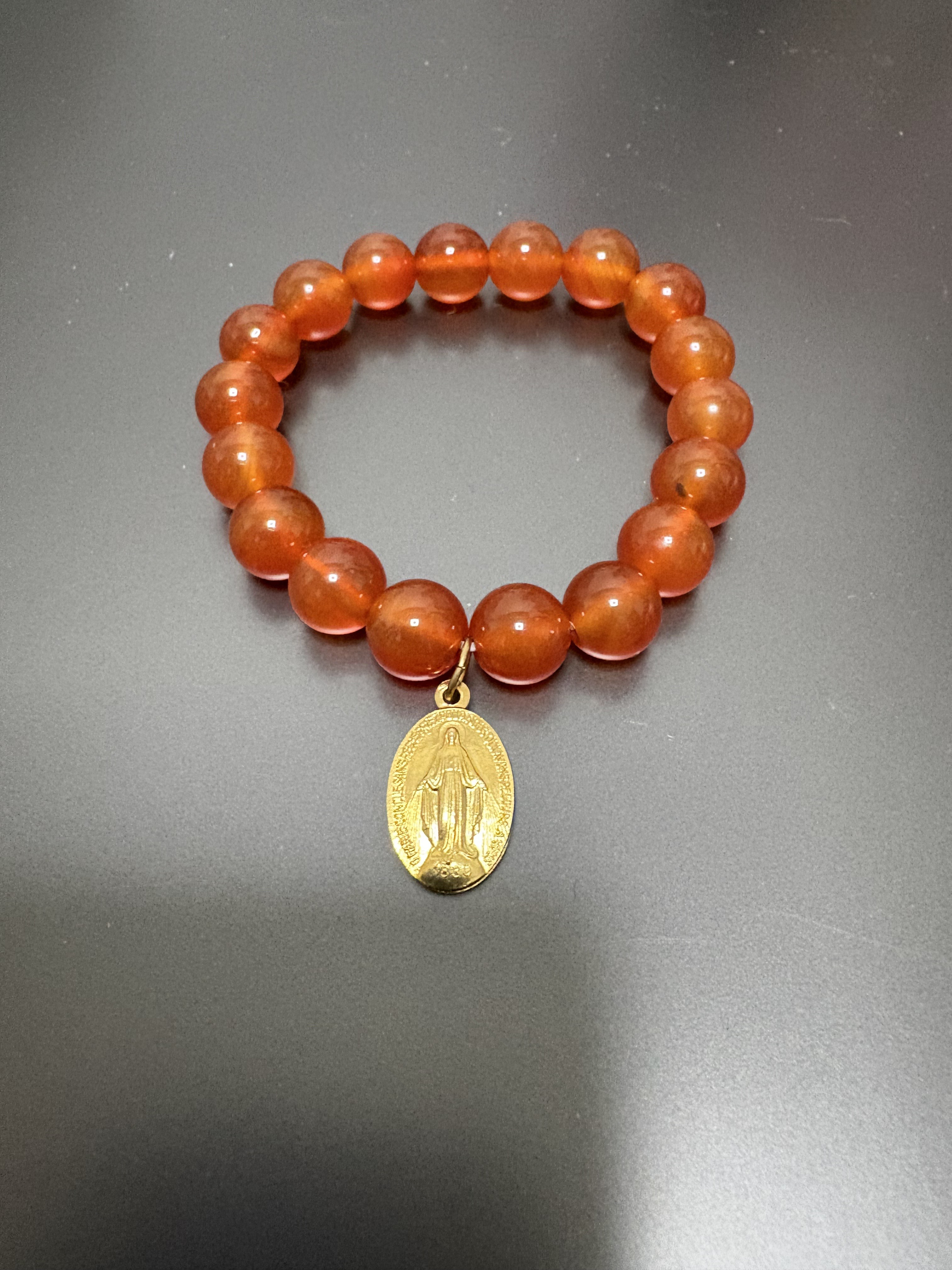 大人の女性に情熱のカーネリアン　メダイユ付き