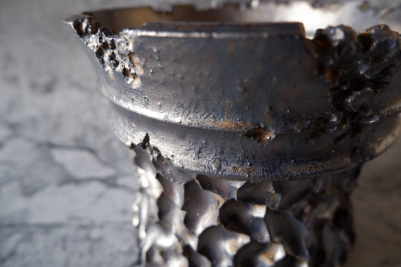 6号燻し金彩鉢420　塊根植物　多肉植物　アガベ　盆栽　植木鉢　作家鉢　鉢台　沖縄 2枚目の画像