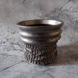 6.5号燻し金彩鉢421　塊根植物　多肉植物　アガベ　盆栽　植木鉢　作家鉢　鉢台　沖縄 1枚目の画像