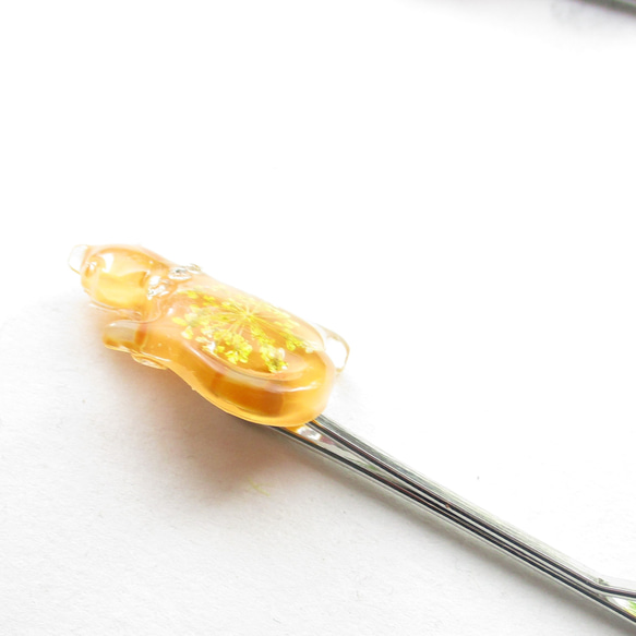 小春日和の下、颯爽と走りさったのは、クォーツニャンコの「ヤシキ」でした♪<1点ものヘアピン>HP284 3枚目の画像