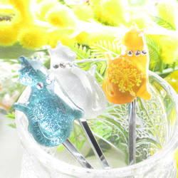 小春日和の下、颯爽と走りさったのは、クォーツニャンコの「ヤシキ」でした♪<1点ものヘアピン>HP284 4枚目の画像