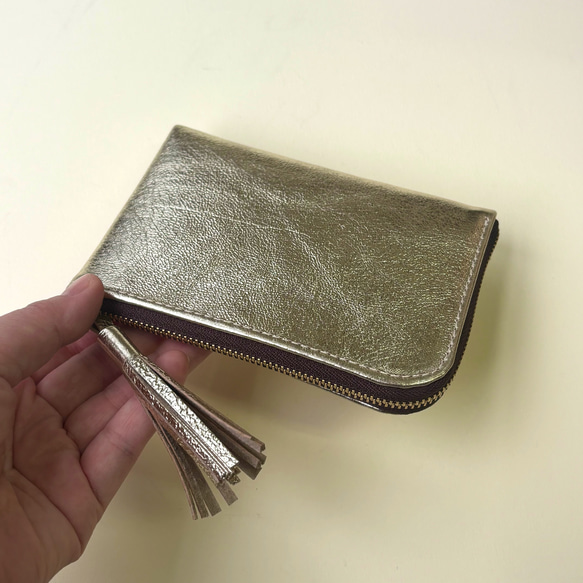 新サイズ登場！　ピッグスキンのスリムなお財布　ミドルサイズ　メタリック 10枚目の画像
