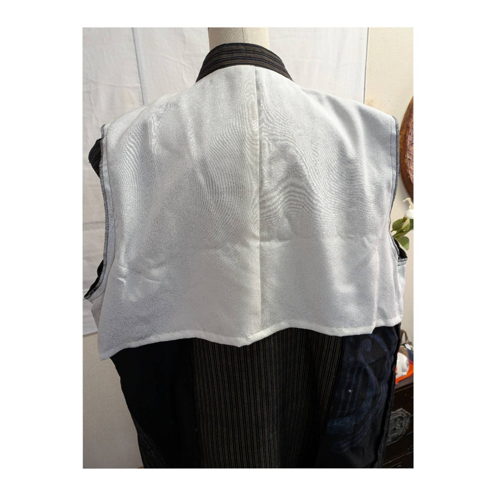 縞絣と半纏からの前開きワンピースコート　　　古布リメイク